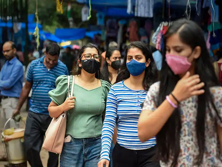 'Pandemic Far From Over': Delhi LG As Capital Sees Uptick In Daily Covid Cases, Deaths